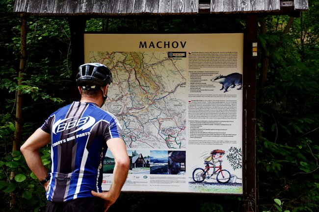 Cyklookruh z Machova přes Karlów a stolovou horu Bor