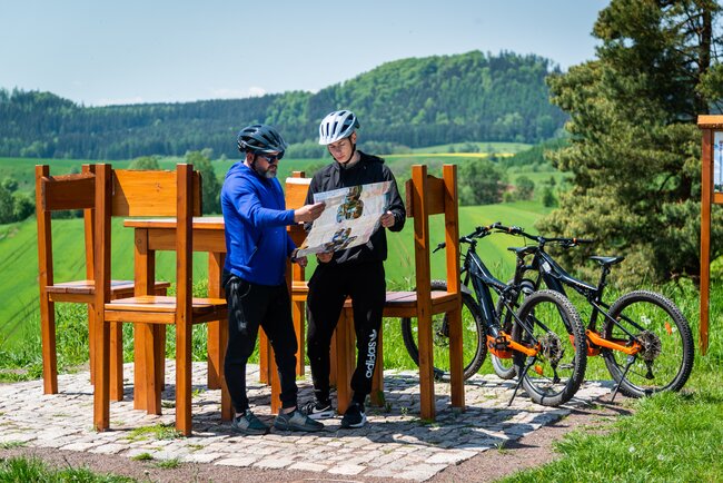 Projeďte si sousední Valbřišsko