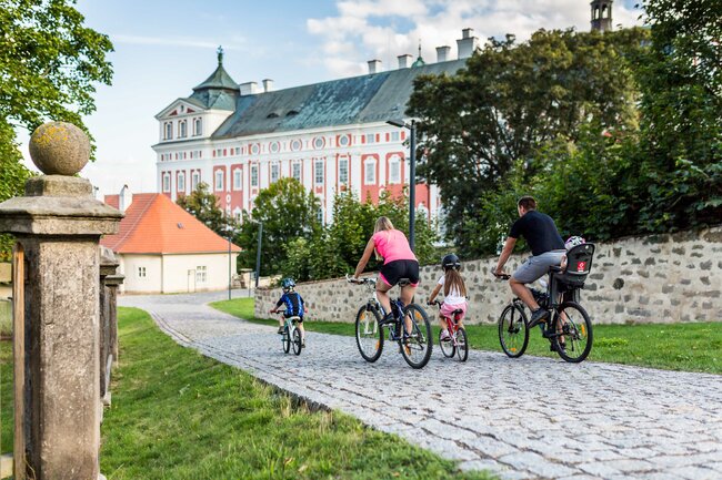 Zaplanuj swój letni pobyt na Ziemi Broumovskiej