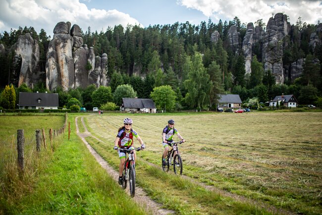 Cyklookruh z Adršpachu přes Mieroszów a Zdoňov